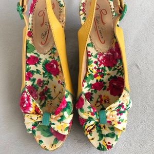 Poetic License peep toe sandals